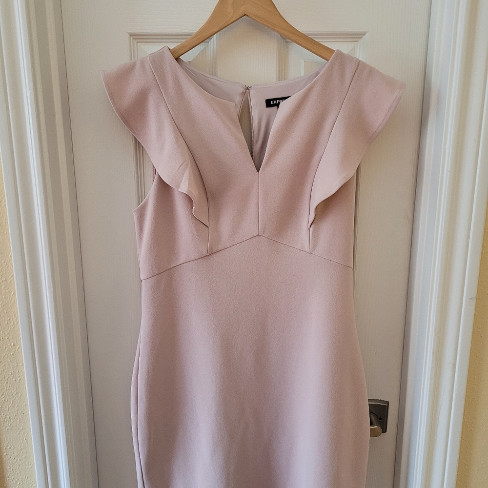 Express Ruffle Sleeve Sheath Dress - Picture 4 of 10